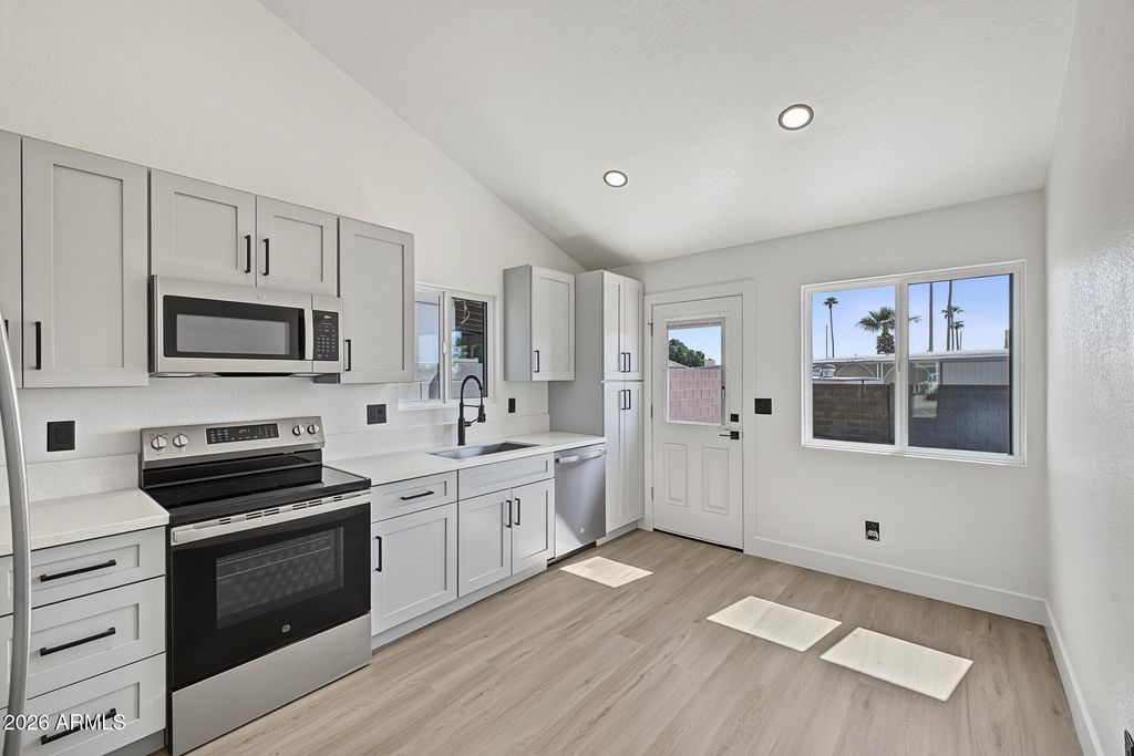 9809 E BIRCHWOOD Avenue, Mesa, AZ 85208 — photo 3