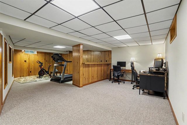 6028 Manorwood Drive, Kalamazoo, MI 49009