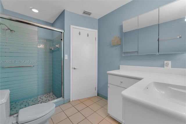 10020 SW 102nd Ave Rd, Miami, FL 33176