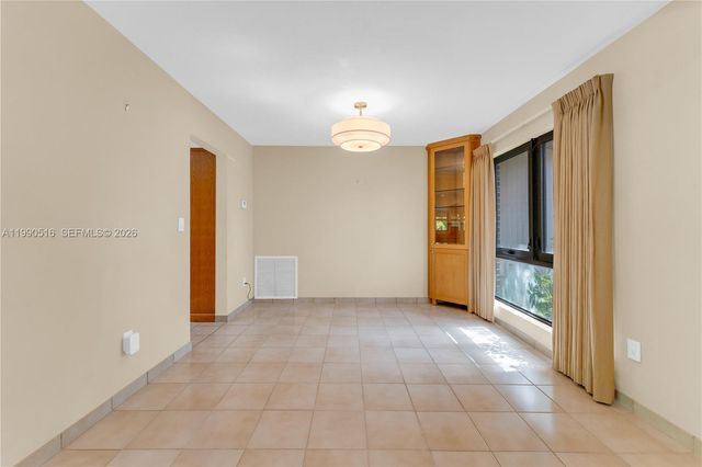 10020 SW 102nd Ave Rd, Miami, FL 33176