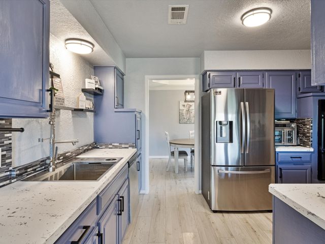 108 Sunview Street, Sunnyvale, TX 75182