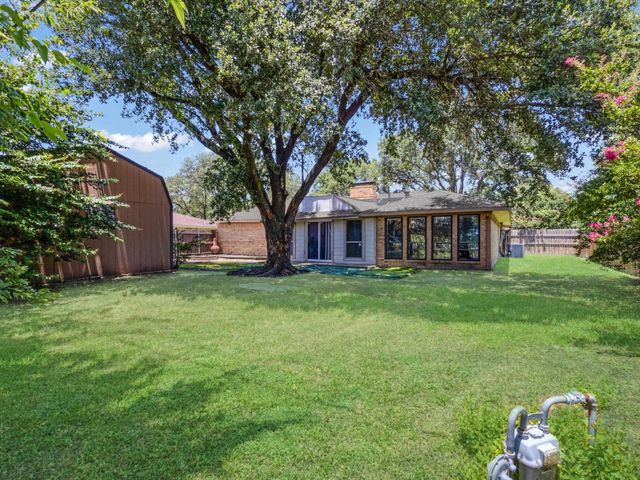 108 Sunview Street, Sunnyvale, TX 75182