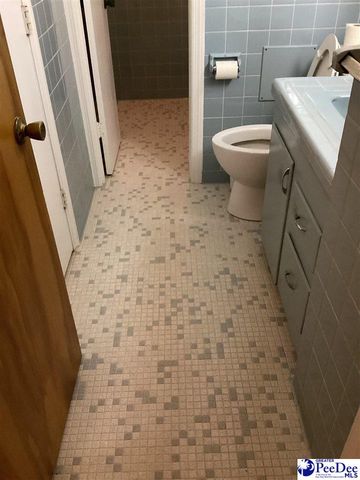 429 S Wallace Rd, Florence, SC 29506