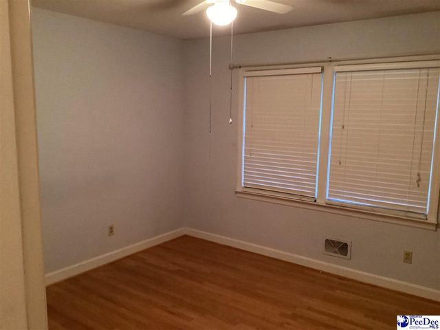 429 S Wallace Rd, Florence, SC 29506