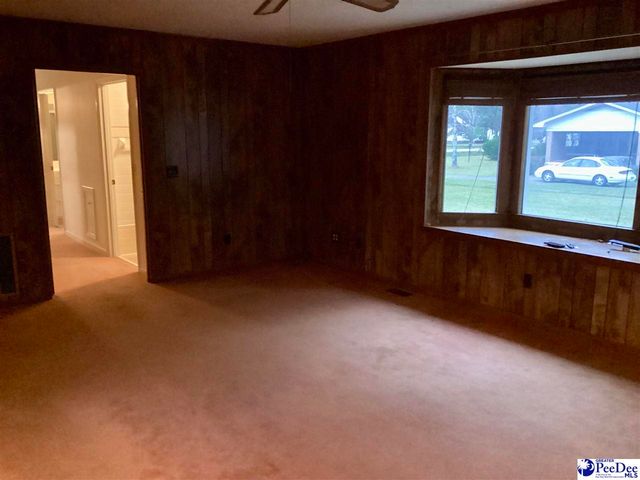 429 S Wallace Rd, Florence, SC 29506