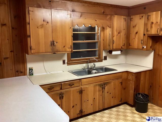 429 S Wallace Rd, Florence, SC 29506