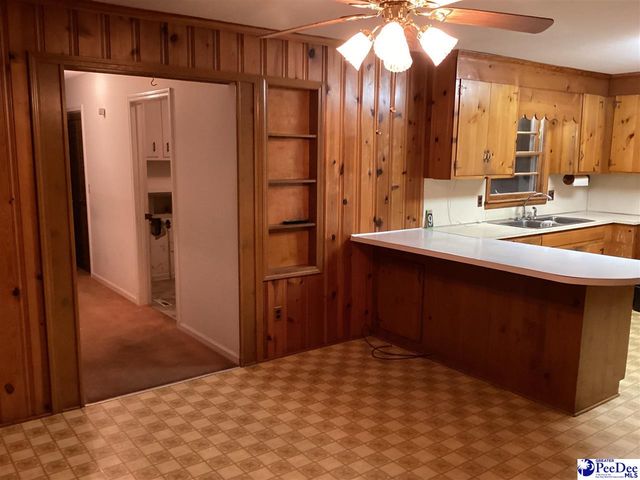 429 S Wallace Rd, Florence, SC 29506