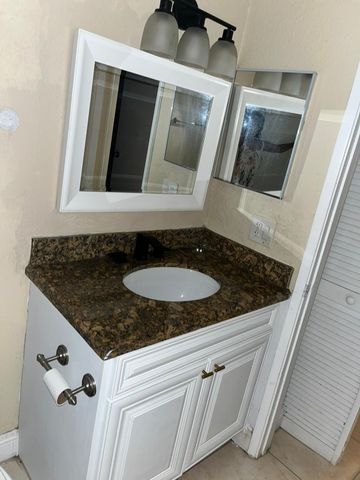 1561 Windorah Way F, West Palm Beach, FL 33411