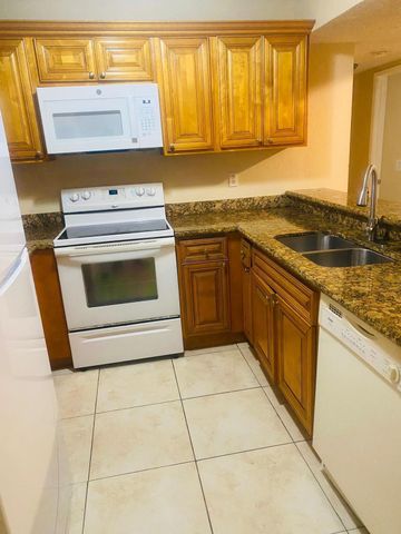 1561 Windorah Way F, West Palm Beach, FL 33411