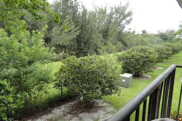 1561 Windorah Way F, West Palm Beach, FL 33411
