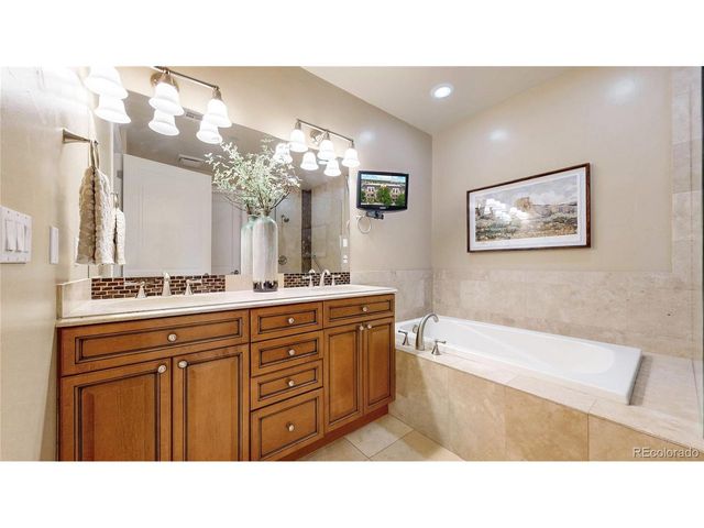 150 S Madison St 207, Denver, CO 80209