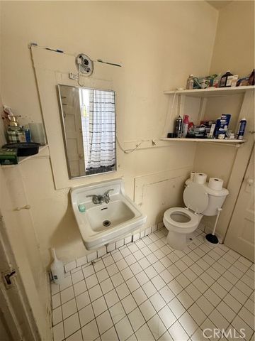 415 Euclid Avenue, Los Angeles, CA 90063