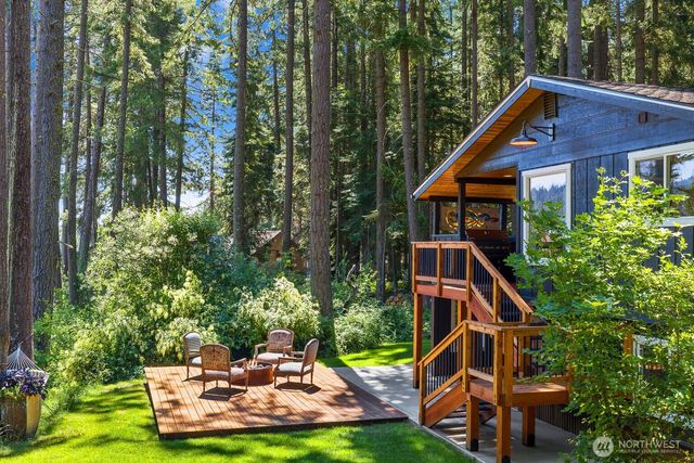 661 W Pacific Avenue, Ronald, WA 98940