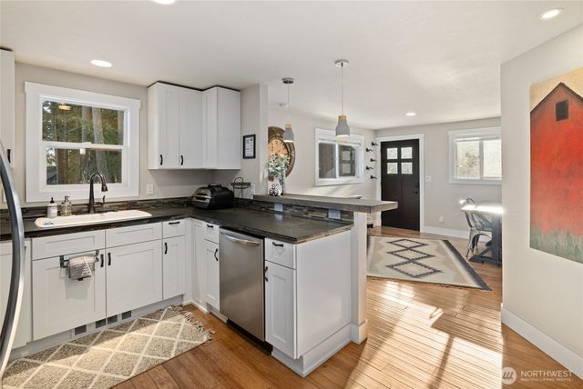 661 W Pacific Avenue, Ronald, WA 98940