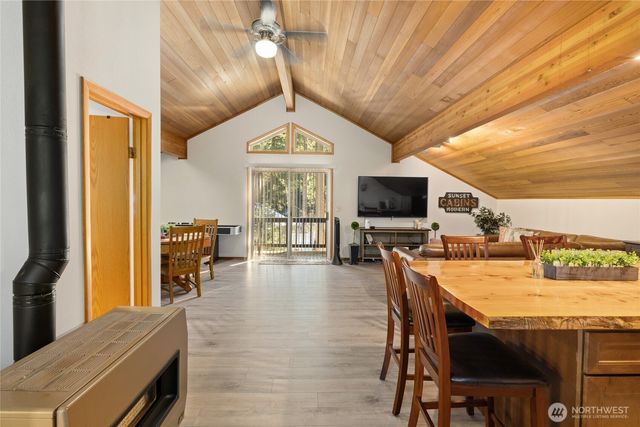 661 W Pacific Avenue, Ronald, WA 98940