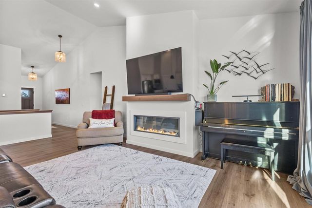 6630 Ramshorn Drive, Deforest, WI 53532