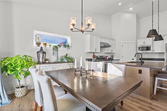 6630 Ramshorn Drive, Deforest, WI 53532