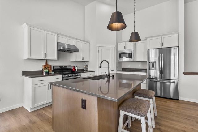 6630 Ramshorn Drive, Deforest, WI 53532