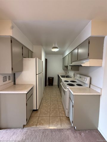 510 Montrose Avenue 6, Royal Oak, MI 48073