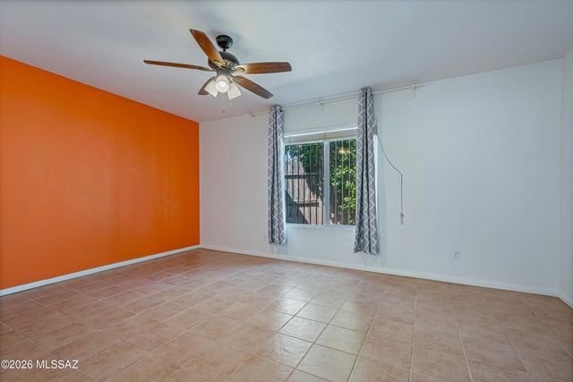 6373 N Willowhaven Drive, Tucson, AZ 85704