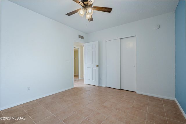 6373 N Willowhaven Drive, Tucson, AZ 85704
