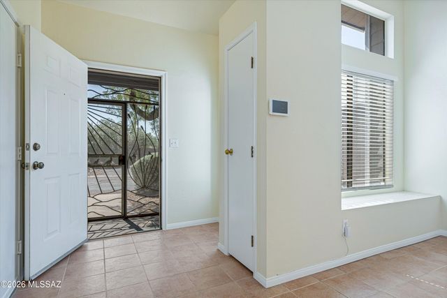 6373 N Willowhaven Drive, Tucson, AZ 85704