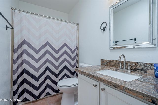 6373 N Willowhaven Drive, Tucson, AZ 85704