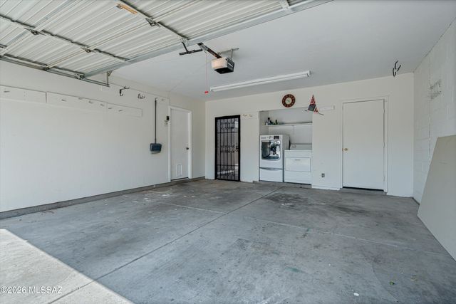 6373 N Willowhaven Drive, Tucson, AZ 85704