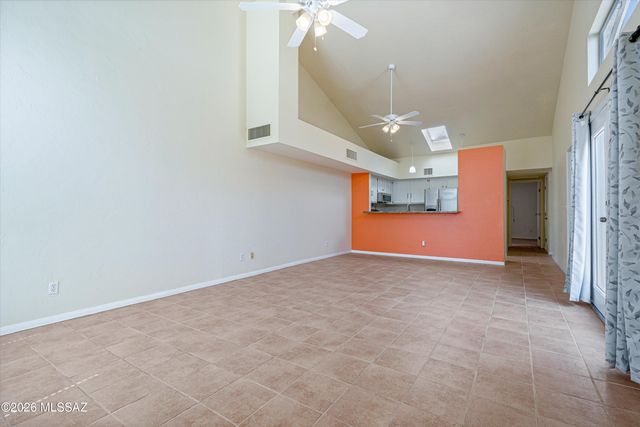 6373 N Willowhaven Drive, Tucson, AZ 85704