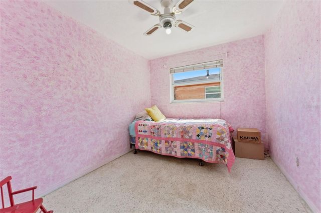 8068 30TH AVENUE N, St Petersburg, FL 33710