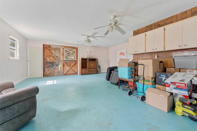 8068 30TH AVENUE N, St Petersburg, FL 33710
