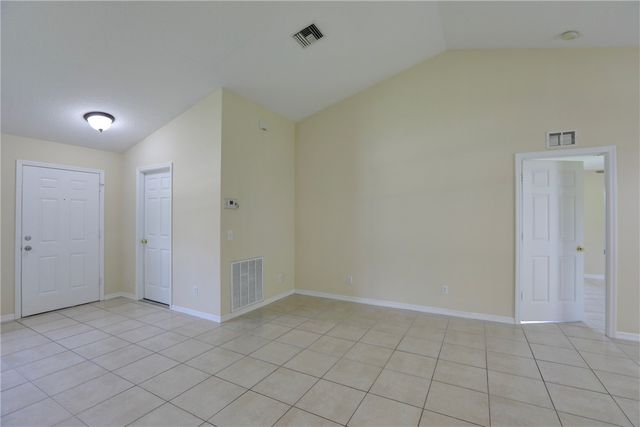 8386 106th Avenue, Vero Beach, FL 32967