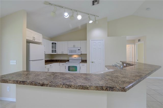 8386 106th Avenue, Vero Beach, FL 32967