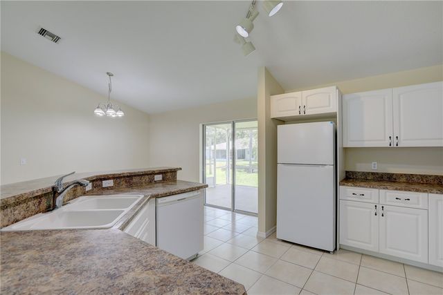 8386 106th Avenue, Vero Beach, FL 32967