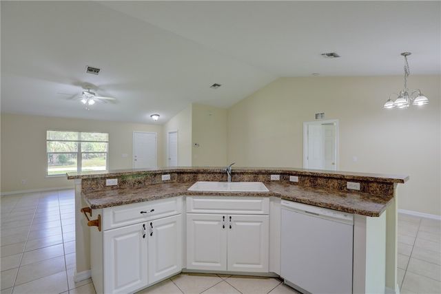 8386 106th Avenue, Vero Beach, FL 32967