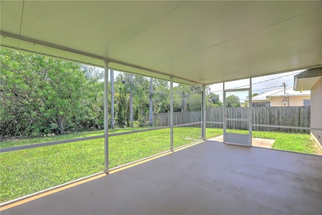 8386 106th Avenue, Vero Beach, FL 32967