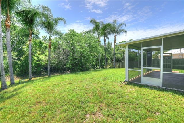 8386 106th Avenue, Vero Beach, FL 32967