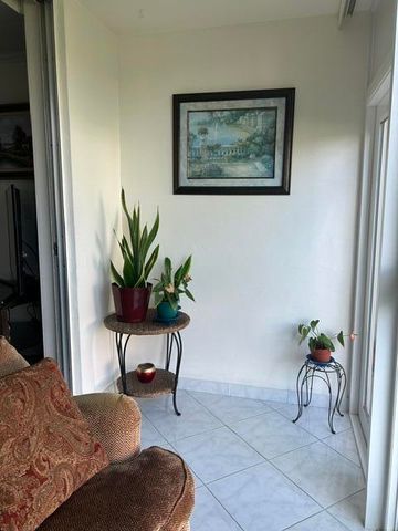 8020 N Sunrise Lakes Drive W 111, Sunrise, FL 33322