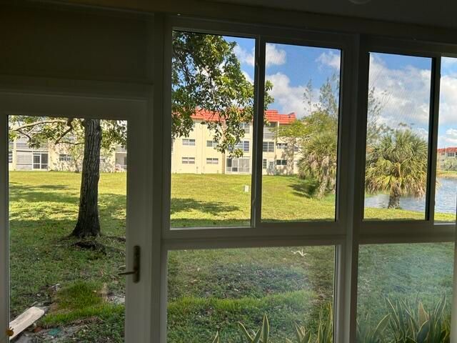8020 N Sunrise Lakes Drive W 111, Sunrise, FL 33322