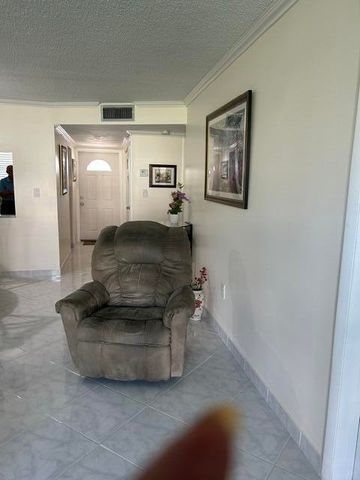 8020 N Sunrise Lakes Drive W 111, Sunrise, FL 33322