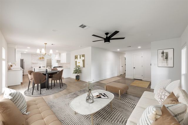 2413 Briarhurst Drive, Houston, TX 77057