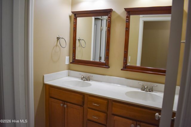 3700 South Bend Road, Winterville, NC 28590