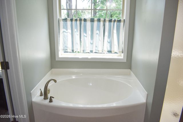 3700 South Bend Road, Winterville, NC 28590