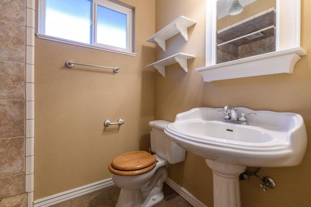 6781 Reflection Street, Redding, CA 96001