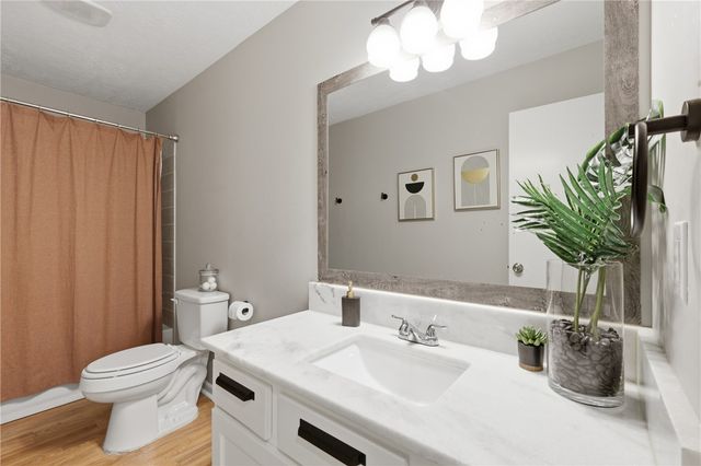 3821 Brighton Drive, Bryan, TX 77802