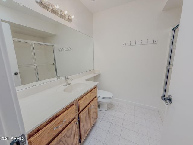 2533 E WAGONER Road, Phoenix, AZ 85032