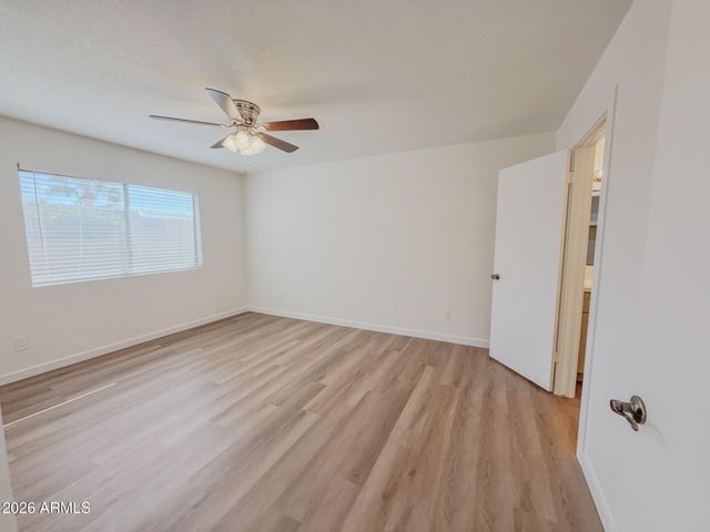 2533 E WAGONER Road, Phoenix, AZ 85032