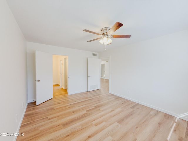 2533 E WAGONER Road, Phoenix, AZ 85032