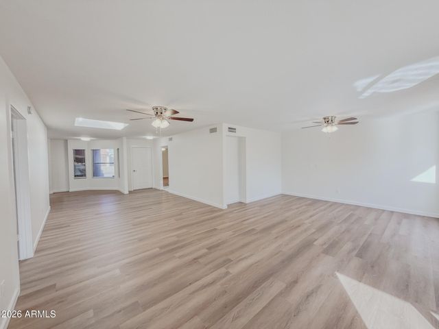 2533 E WAGONER Road, Phoenix, AZ 85032