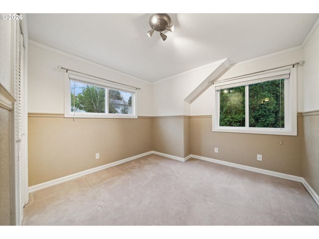 1831 Sw EVANS St, Portland, OR 97219